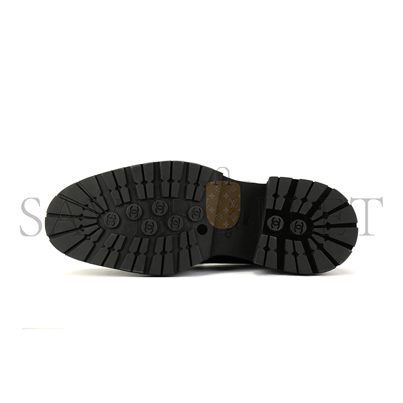CHANEL WOMEN’S LOAFERS BLACK G45074